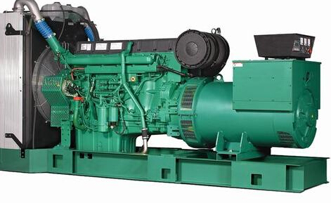 三角镇发电机除垢后需要用清水冲洗水冷式机油散热器几次？